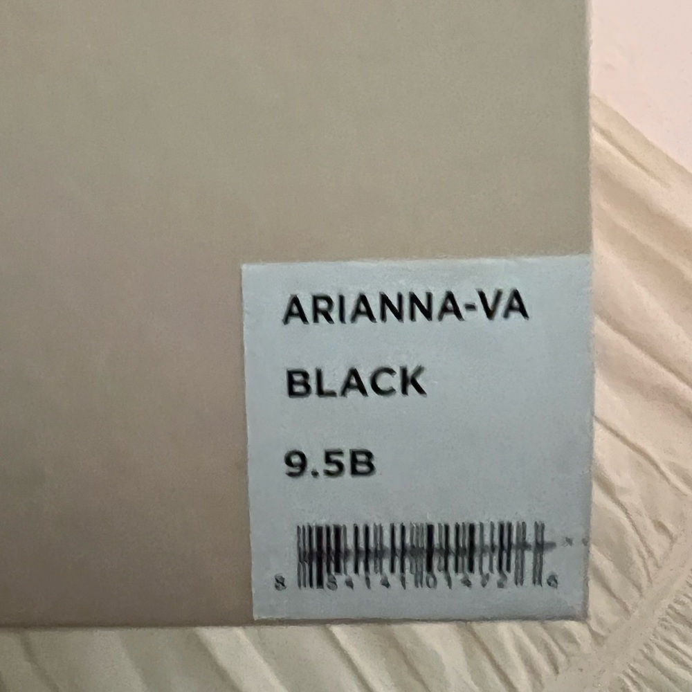 Loeffler Randall Arianna Boots size 9.5 NIB (REPAIR NEEDED) - Picture 4 of 9
